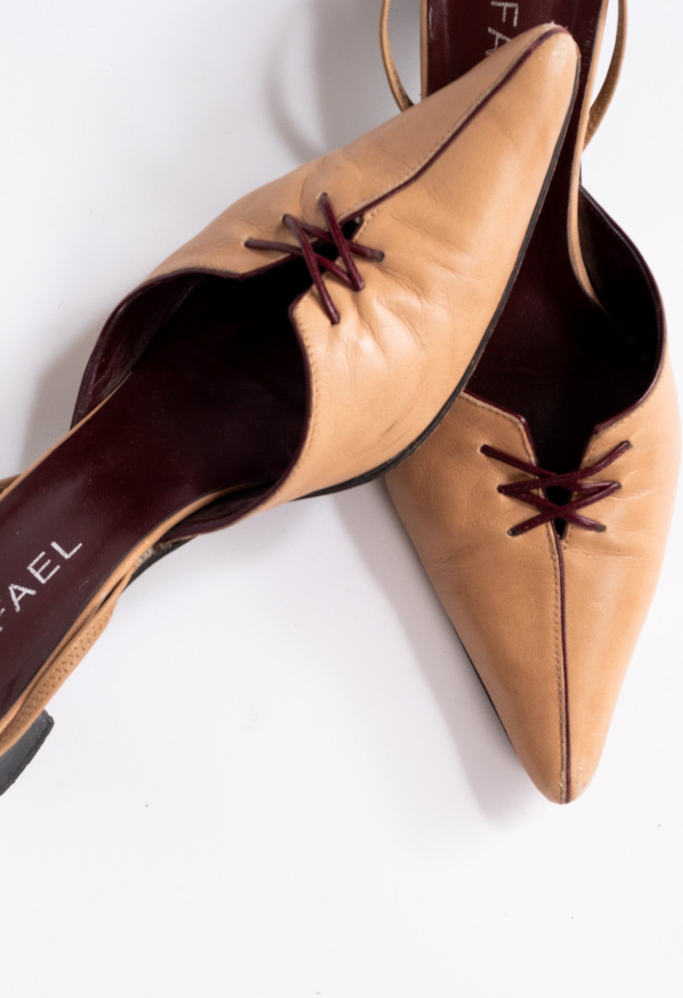Vintage kitten heels