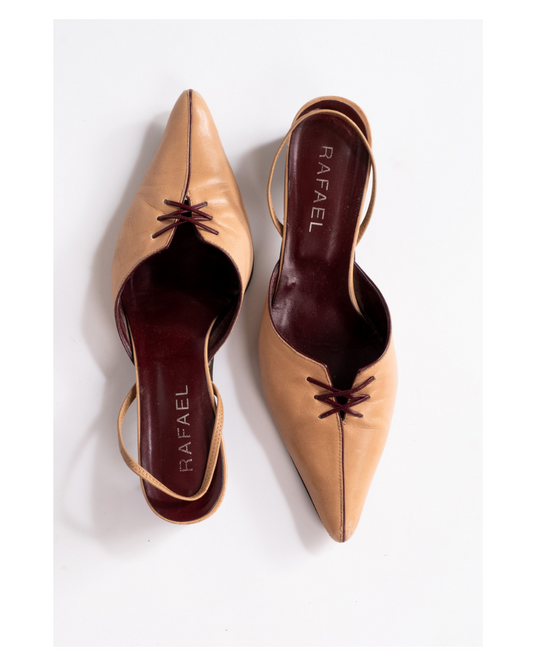 Vintage kitten heels